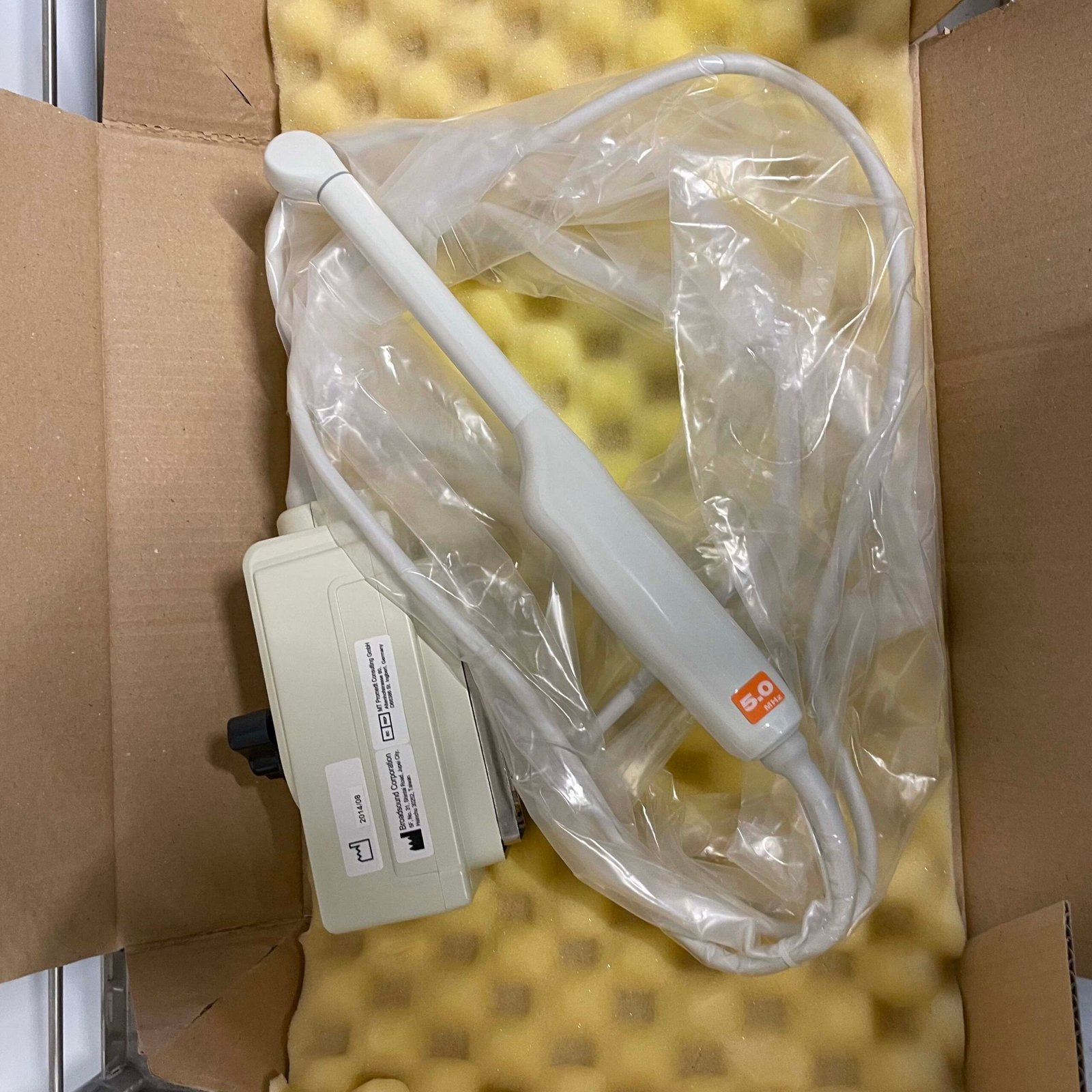 Sonde Échographique Reconditionnée Aloka UST-9112-S-SE12A à Prix Attrayant