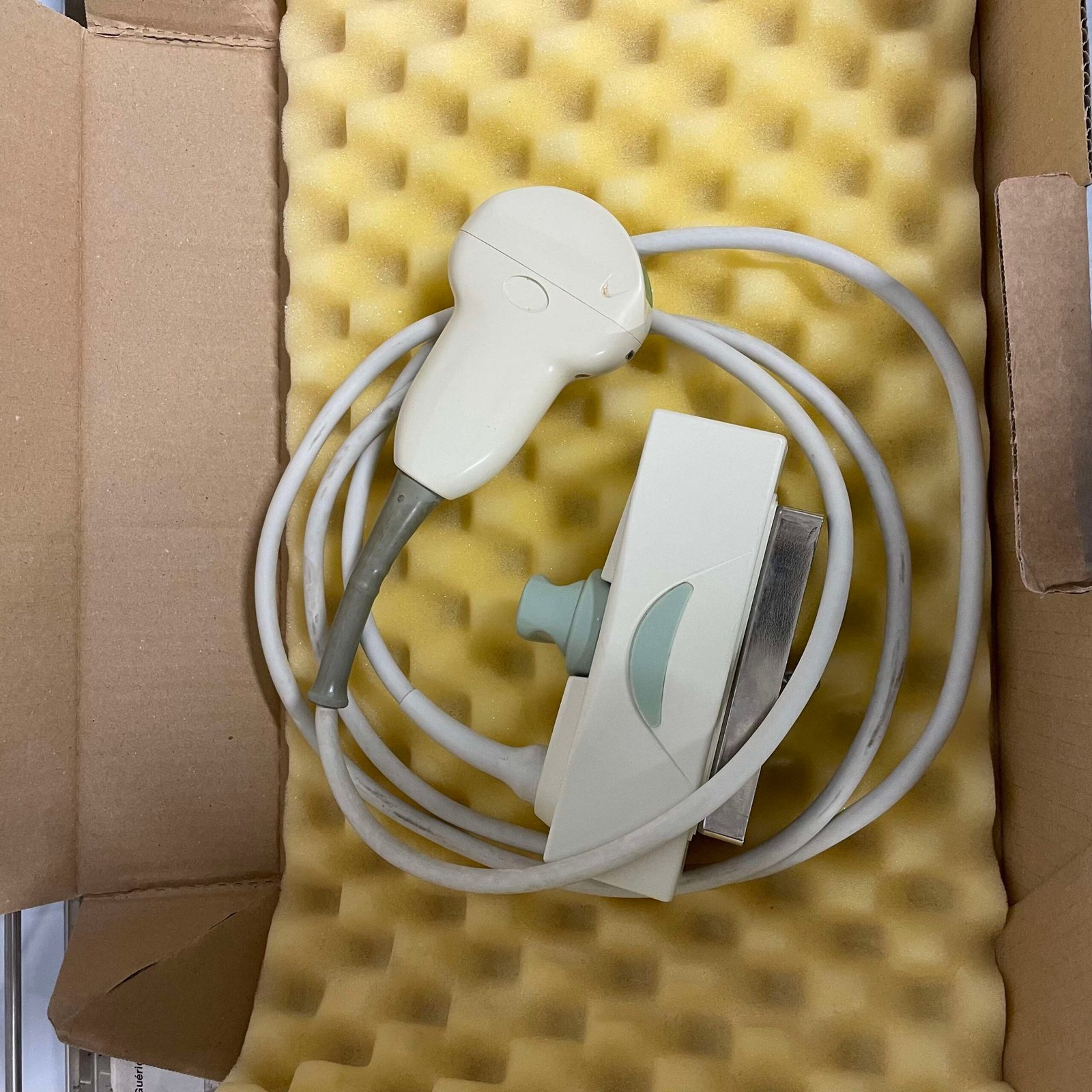 Sonde Echographique Esaote CA 421P Reconditionnée – Équipement Pro Santé Abordable